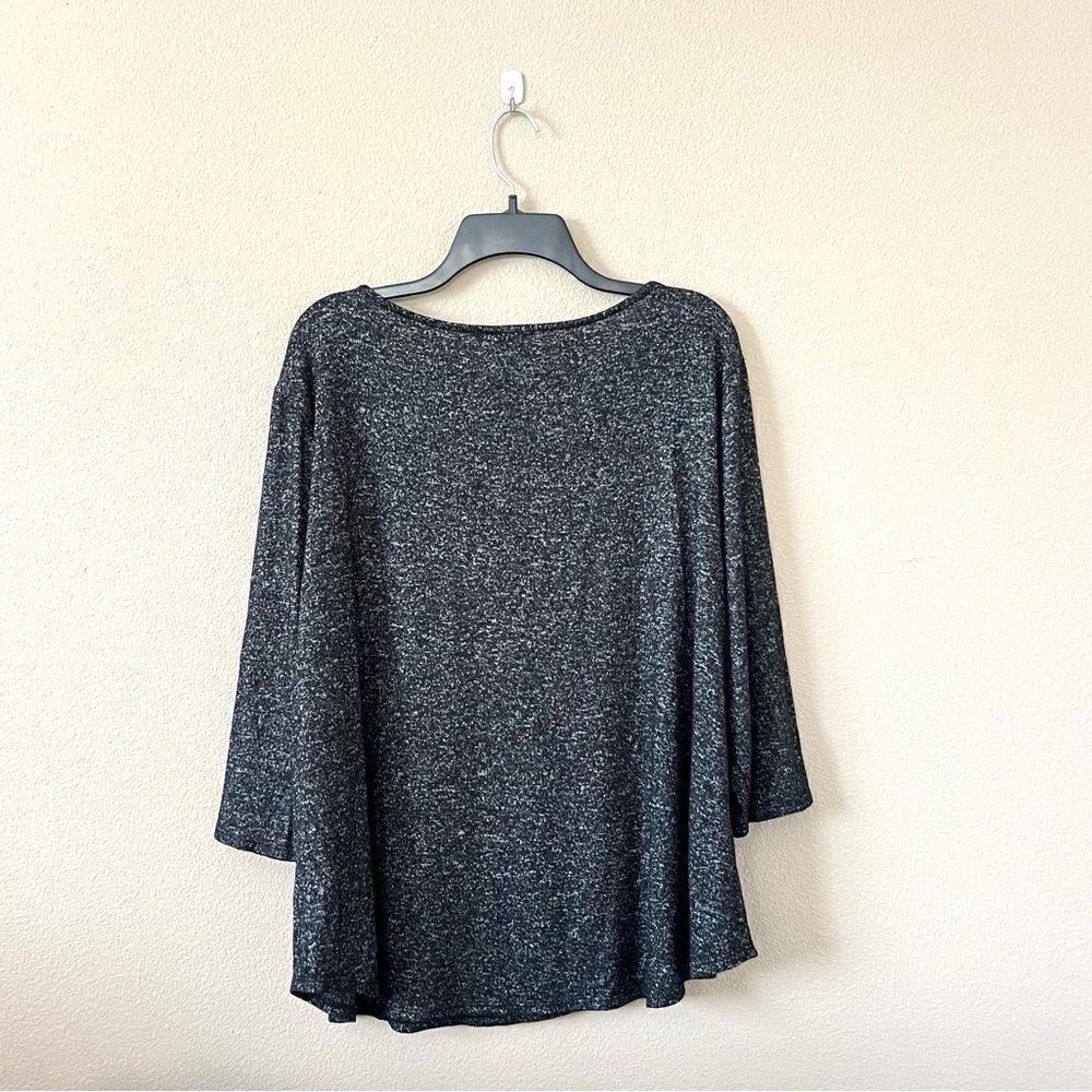 Green Envelope Half Zip V Neck Top - Picture 6 of 8